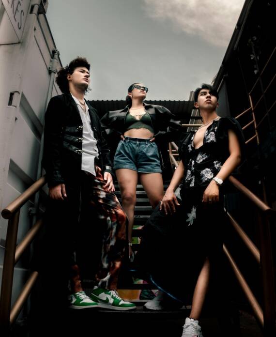 Fashion Enthusiasts Photo Shott